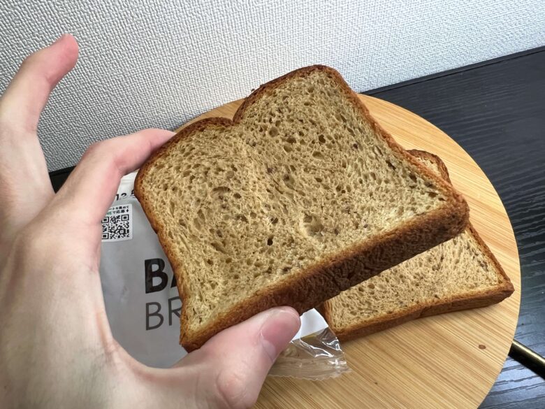 ベースブレッドミニ食パンのサイズ